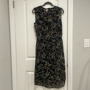 NWT Women’s Merona Dress.  Size medium.